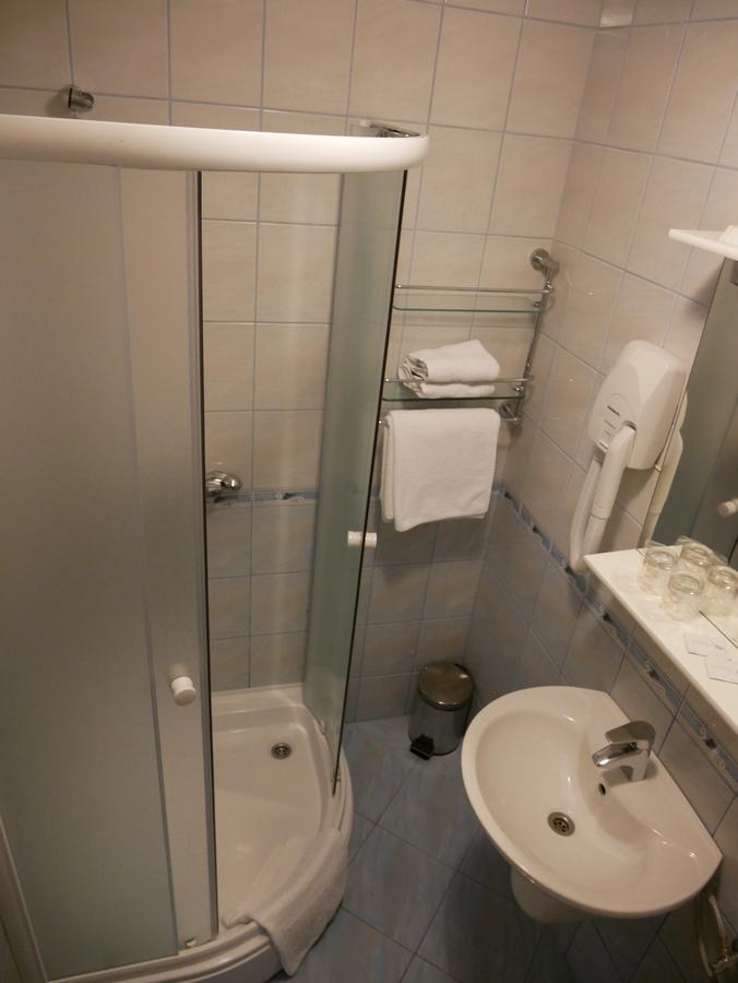 פוז'גה Guest House Grgin Dol מראה חיצוני תמונה